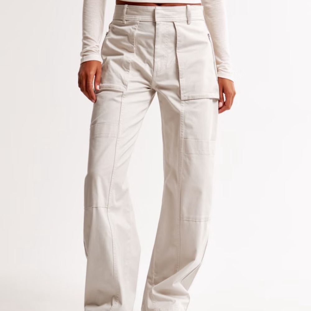 Mid Rise Barrel Utility Pant